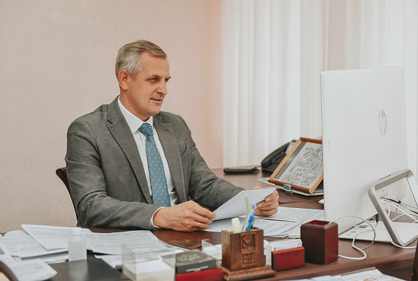 Яр Чаллыда шәһәр территориясен төзекләндерү, яшелләндерү һәм санитар чистарту буенча көзге айлык узды