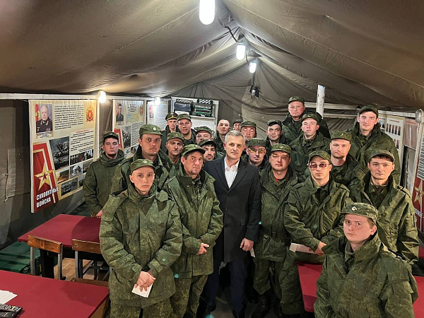 Учебный полигон Казанского училища принял челнинцев