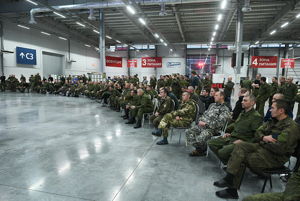Наиль Магдеев встретился с военнослужащими в «Казань Экспо»