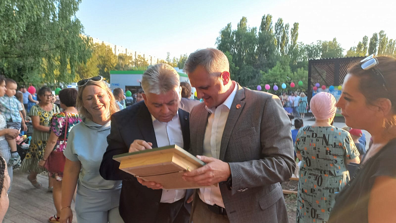 На бульваре Юных Ленинцев прошел большой праздник