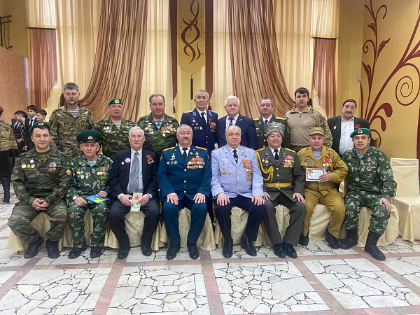 Автокалада бәйрәм концерты узды