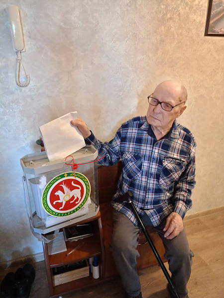 Бөек Ватан сугышы ветераны сайлауларда тавыш бирде
