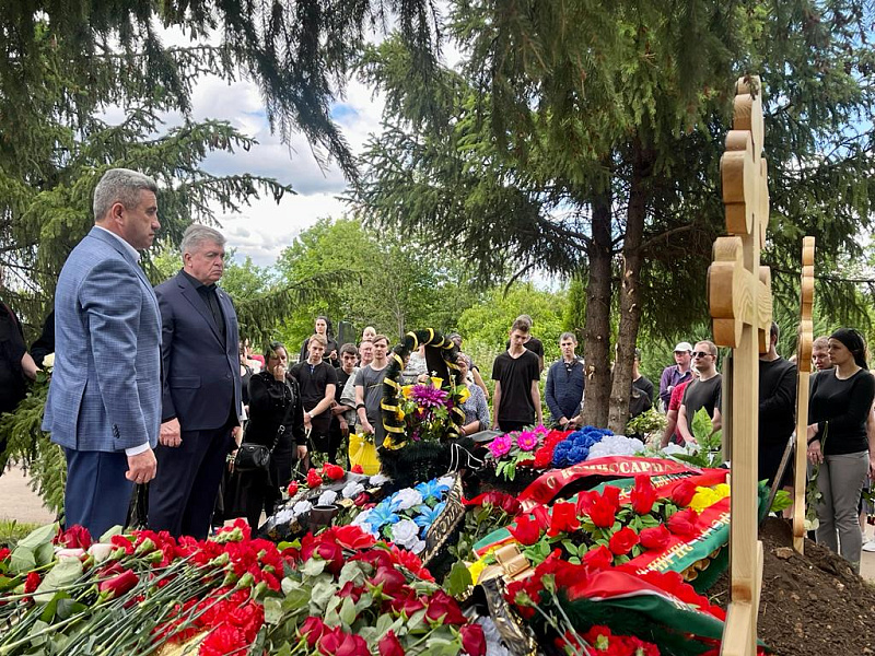 В Набережных Челнах простились с погибшими бойцами