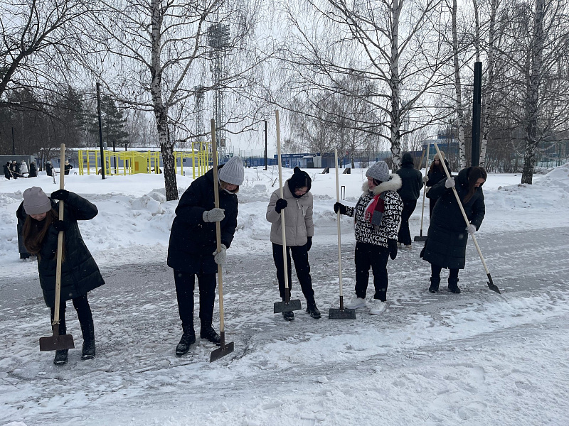 В Центральном районе проходит акция «Снежный десант»