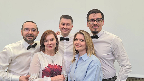 Челнинцы могут проголосовать за номинантов конкурса «Врач года – Ак чэчэклэр 2021»