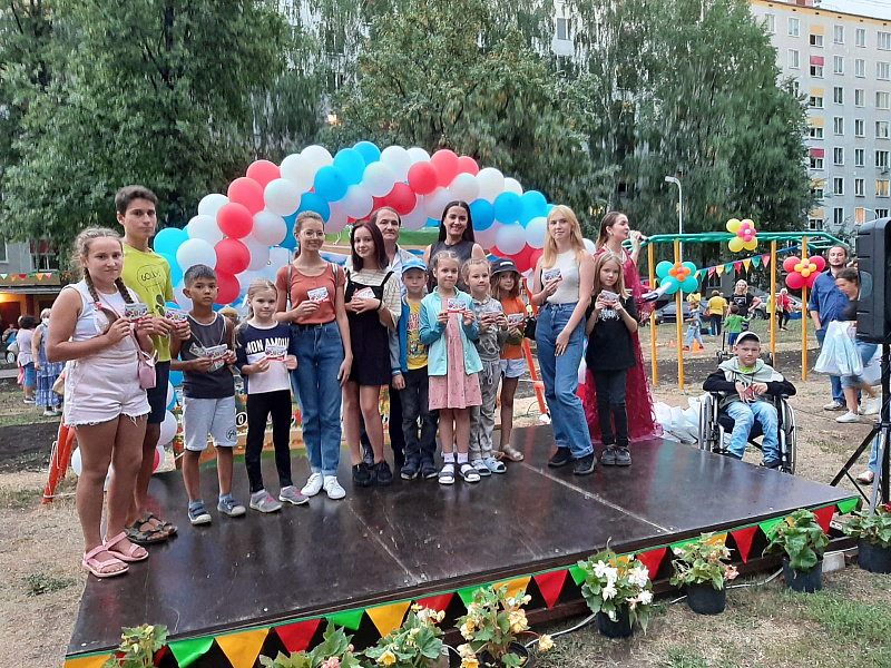 В Автозаводском районе 357 школьникам оказана помощь в подготовке к учебному году