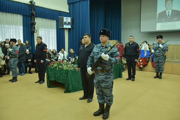 В Набережных Челнах простились с Файзуллой Хусниевым