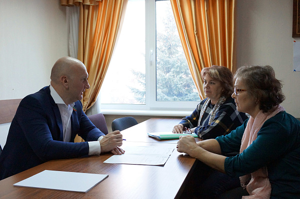 Депутат Государственного Совета РТ Николай Атласов провел прием граждан