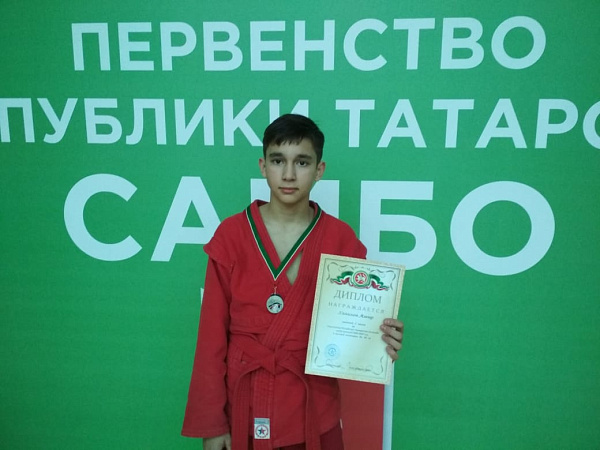 Чаллы самбочысы республика ярышларында икенче урынны алды