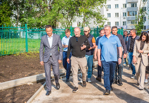 Наиль Магдеев оценил ход благоустройства 7-го комплекса в поселке ГЭС