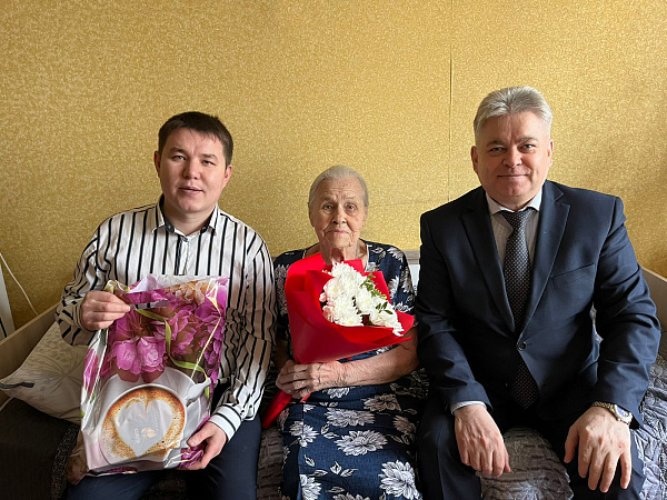 Бөек Ватан сугышы ветеранын 95 яшьлек юбилее белән котладылар