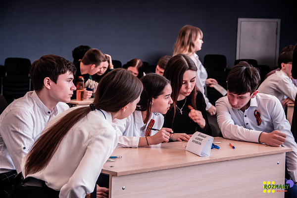 Челнинские студенты изучают «Страницы Великой Победы»