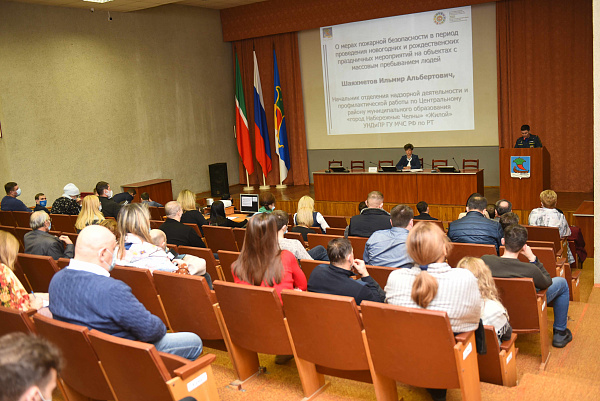 ГТХМ хезмәткәрләре петарда һәм фейерверклар җибәрү урыннары турында сөйләделәр