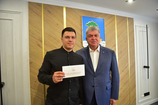 Чаллыда очрашу узды