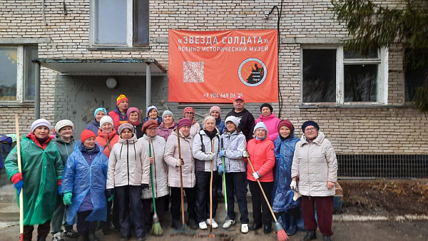 Старшее поколение челнинцев провело субботник